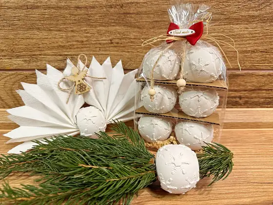 Koule – 4 cm – sádrové odlitky, ruční výroba